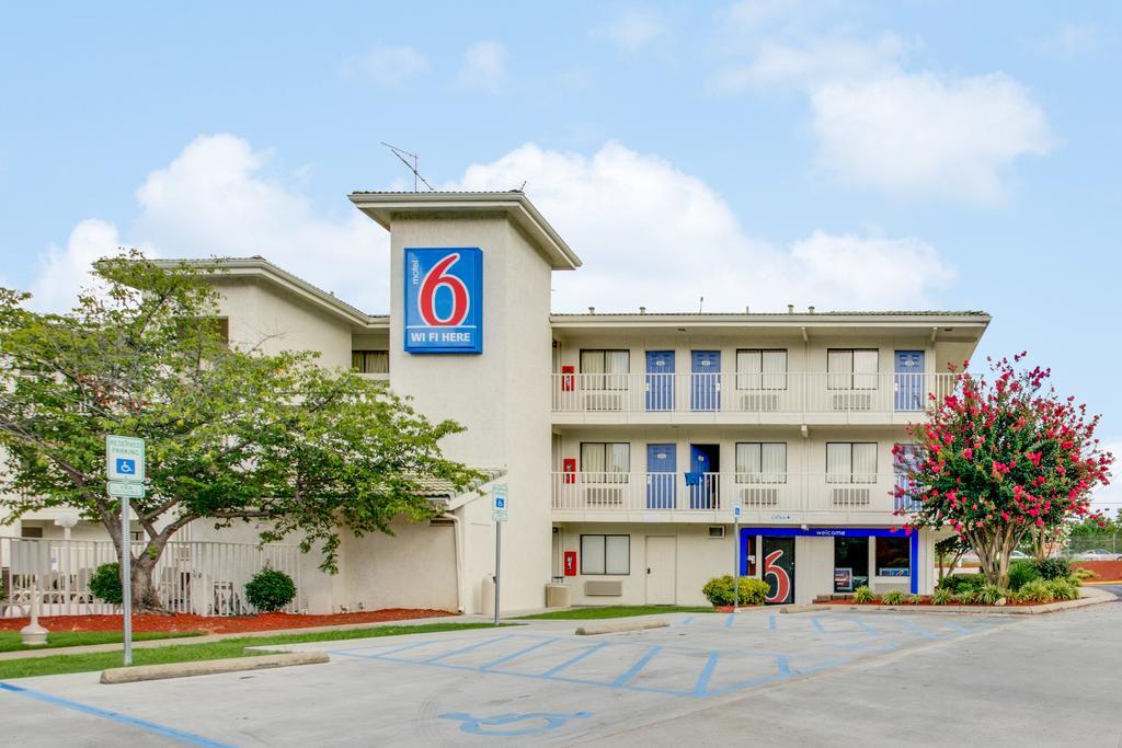 Motel 6-Columbus, Oh - West Exteriör bild