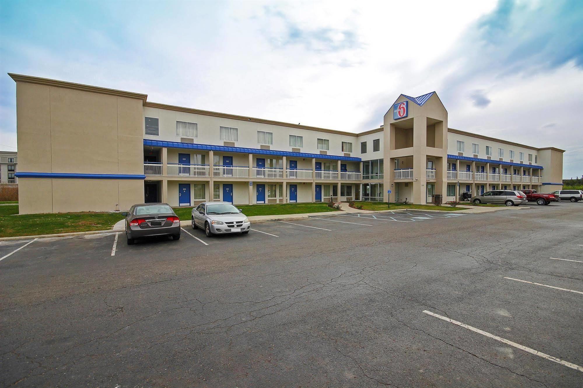 Motel 6-Columbus, Oh - West Exteriör bild